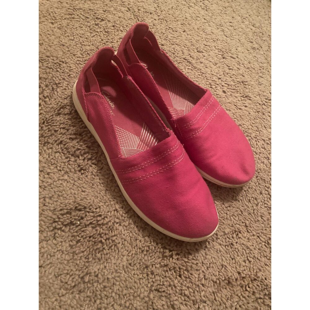 Clarks Cloudsteppers Pink Canvas Slip‑Ons Size 10M Lightweight Comfort